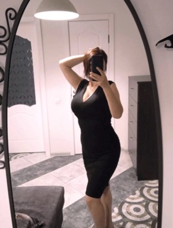 Девушка массажистка Алина, салон Алина